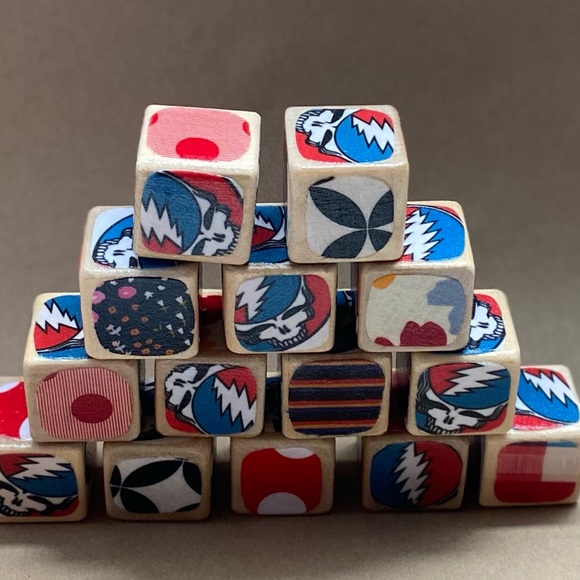 Set of 3 decorative 1.5 inch Grateful Dead blocks - Picture 4 of 4